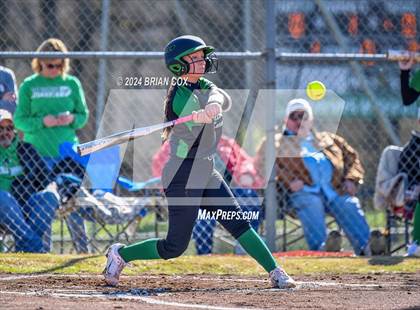 Thumbnail 3 in Yellville-Summit vs Bergman (Big Cat Classic) photogallery.