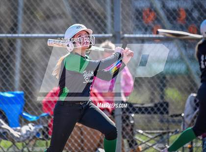 Thumbnail 3 in Yellville-Summit vs Bergman (Big Cat Classic) photogallery.