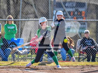 Thumbnail 1 in Yellville-Summit vs Bergman (Big Cat Classic) photogallery.