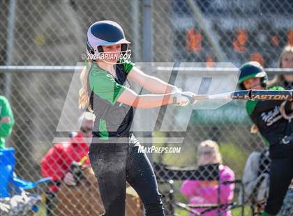 Thumbnail 2 in Yellville-Summit vs Bergman (Big Cat Classic) photogallery.