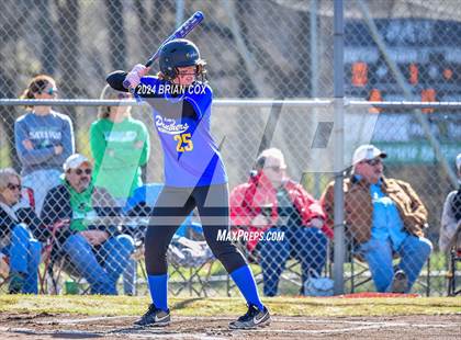 Thumbnail 2 in Yellville-Summit vs Bergman (Big Cat Classic) photogallery.