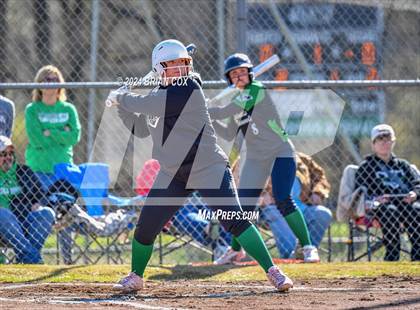 Thumbnail 2 in Yellville-Summit vs Bergman (Big Cat Classic) photogallery.