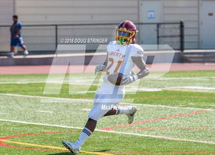 Thumbnail 2 in Liberty vs. Gilroy (Honor Bowl-NorCal) photogallery.