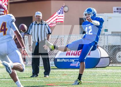 Thumbnail 2 in Liberty vs. Gilroy (Honor Bowl-NorCal) photogallery.