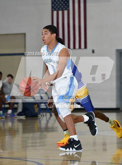 Thumbnail 2 in Wood vs. Center (Les Curry Invitational) photogallery.