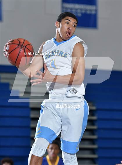 Thumbnail 1 in Wood vs. Center (Les Curry Invitational) photogallery.