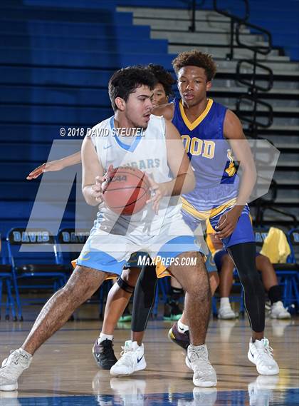 Thumbnail 2 in Wood vs. Center (Les Curry Invitational) photogallery.