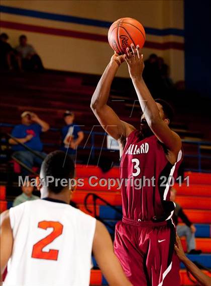 Thumbnail 3 in Beech vs. Perry County Central (Marshall County Hoopfest) photogallery.
