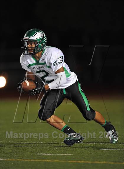 Thumbnail 2 in Vista del Lago vs. El Camino (CIF SJS D3 Playoff) photogallery.