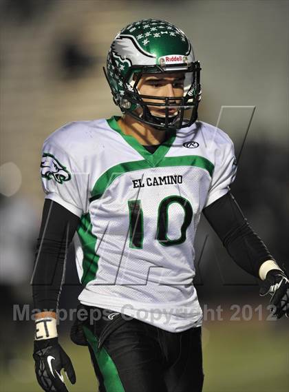 Thumbnail 1 in Vista del Lago vs. El Camino (CIF SJS D3 Playoff) photogallery.
