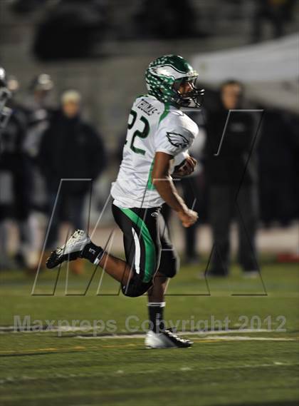 Thumbnail 3 in Vista del Lago vs. El Camino (CIF SJS D3 Playoff) photogallery.