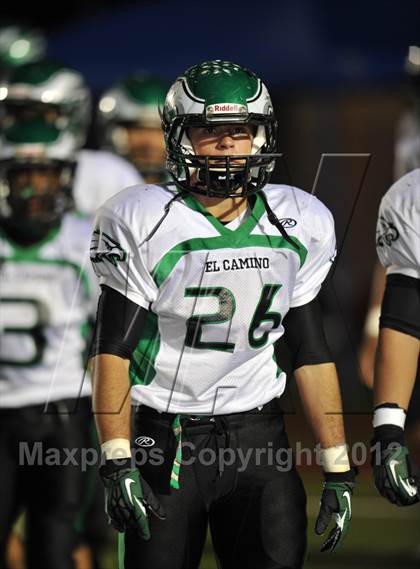 Thumbnail 2 in Vista del Lago vs. El Camino (CIF SJS D3 Playoff) photogallery.