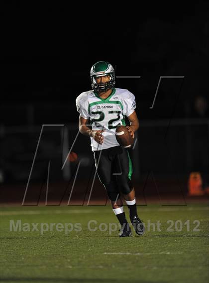 Thumbnail 1 in Vista del Lago vs. El Camino (CIF SJS D3 Playoff) photogallery.
