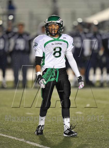 Thumbnail 3 in Vista del Lago vs. El Camino (CIF SJS D3 Playoff) photogallery.