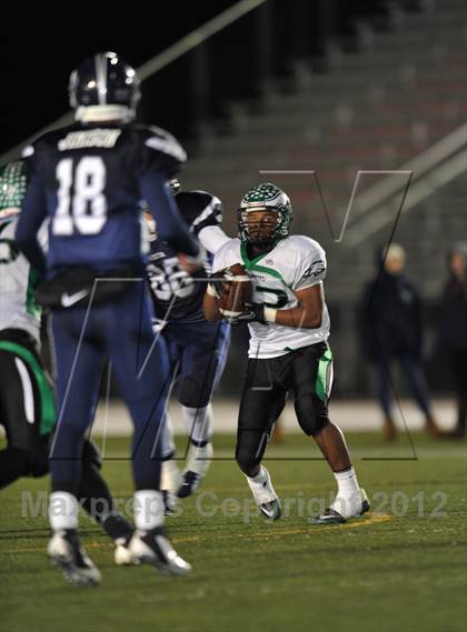 Thumbnail 2 in Vista del Lago vs. El Camino (CIF SJS D3 Playoff) photogallery.