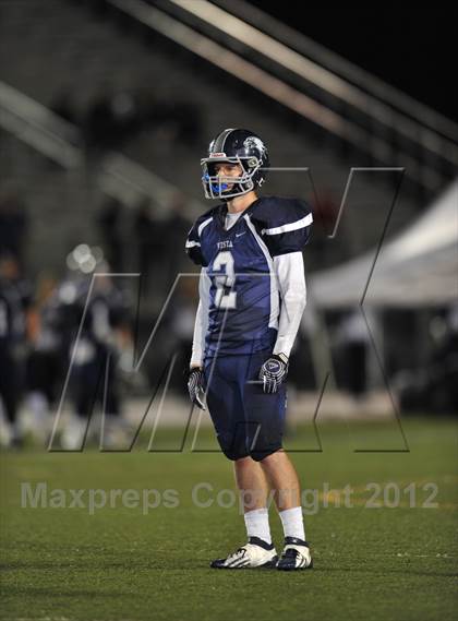 Thumbnail 3 in Vista del Lago vs. El Camino (CIF SJS D3 Playoff) photogallery.