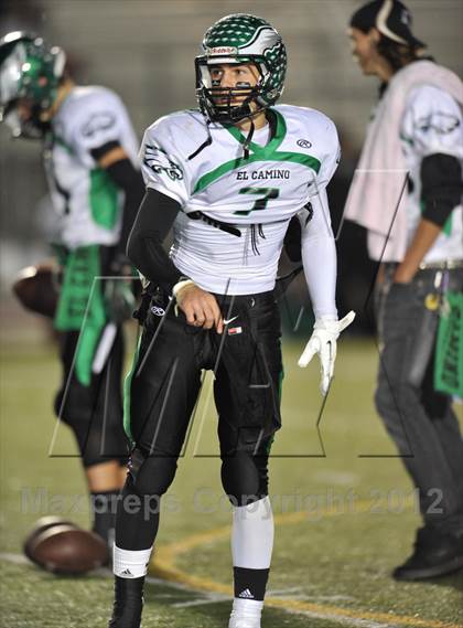Thumbnail 1 in Vista del Lago vs. El Camino (CIF SJS D3 Playoff) photogallery.