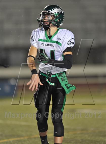 Thumbnail 1 in Vista del Lago vs. El Camino (CIF SJS D3 Playoff) photogallery.