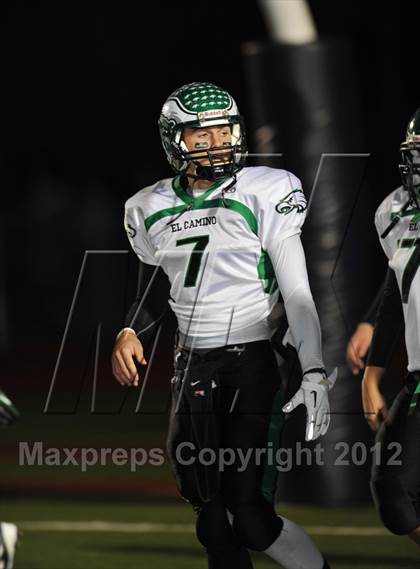 Thumbnail 1 in Vista del Lago vs. El Camino (CIF SJS D3 Playoff) photogallery.