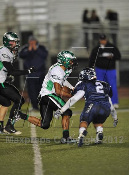 Thumbnail 3 in Vista del Lago vs. El Camino (CIF SJS D3 Playoff) photogallery.