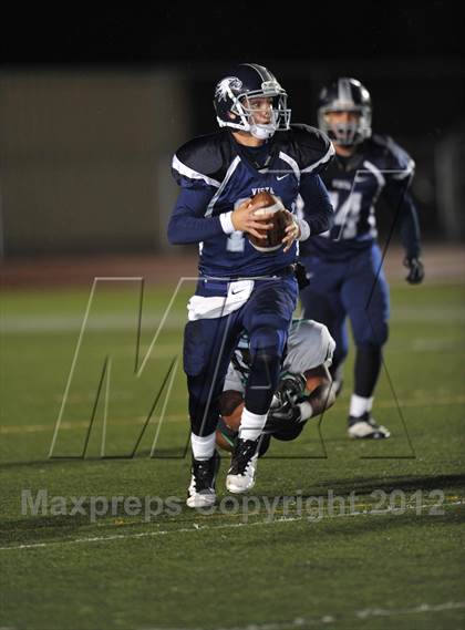 Thumbnail 3 in Vista del Lago vs. El Camino (CIF SJS D3 Playoff) photogallery.