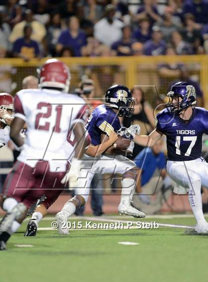 Thumbnail 1 in Destrehan @ Hahnville photogallery.