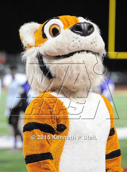 Thumbnail 1 in Destrehan @ Hahnville photogallery.