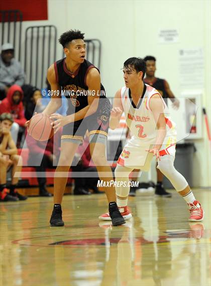 Thumbnail 3 in Oxnard @ Mission Viejo (CIF SS D3AA Playoff) photogallery.