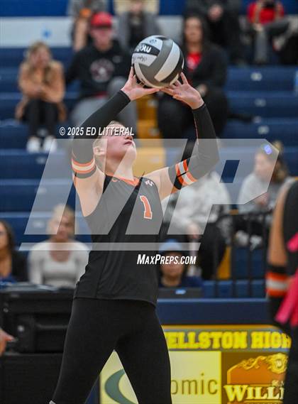 Thumbnail 2 in South Webster vs. Portsmouth West (OHSAA Division VI District Semifinal) photogallery.