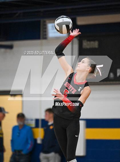 Thumbnail 2 in South Webster vs. Portsmouth West (OHSAA Division VI District Semifinal) photogallery.