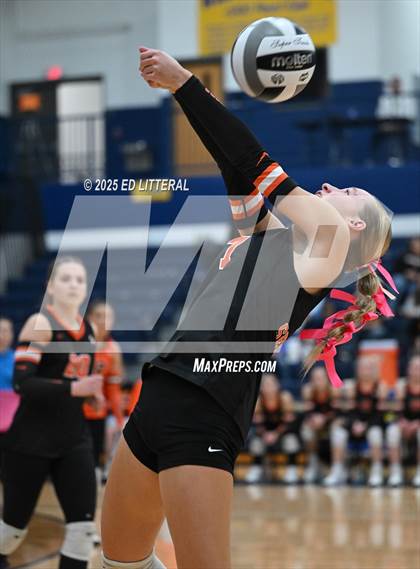 Thumbnail 3 in South Webster vs. Portsmouth West (OHSAA Division VI District Semifinal) photogallery.