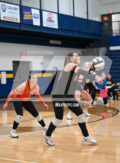 Thumbnail 3 in South Webster vs. Portsmouth West (OHSAA Division VI District Semifinal) photogallery.