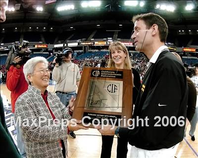 Thumbnail 3 in Pacific Hills vs. Pinewood (CIF State D5 Final) photogallery.