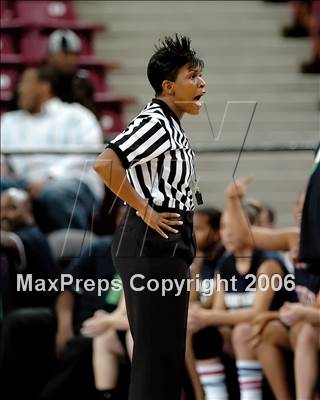Thumbnail 3 in Pacific Hills vs. Pinewood (CIF State D5 Final) photogallery.