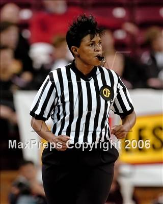 Thumbnail 1 in Pacific Hills vs. Pinewood (CIF State D5 Final) photogallery.