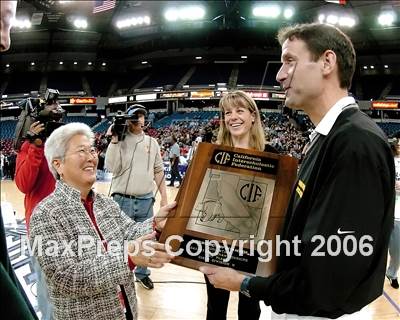 Thumbnail 2 in Pacific Hills vs. Pinewood (CIF State D5 Final) photogallery.
