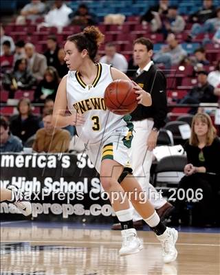 Thumbnail 2 in Pacific Hills vs. Pinewood (CIF State D5 Final) photogallery.