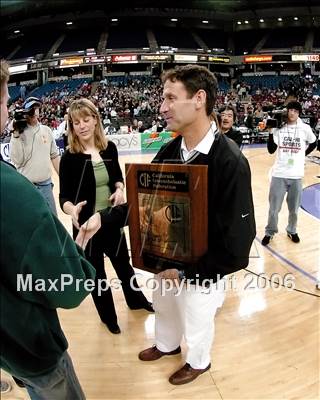 Thumbnail 1 in Pacific Hills vs. Pinewood (CIF State D5 Final) photogallery.