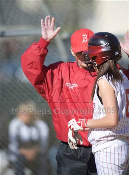 Thumbnail 3 in Aragon @ Burlingame photogallery.