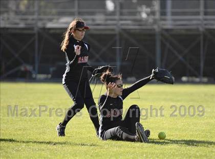 Thumbnail 3 in Aragon @ Burlingame photogallery.