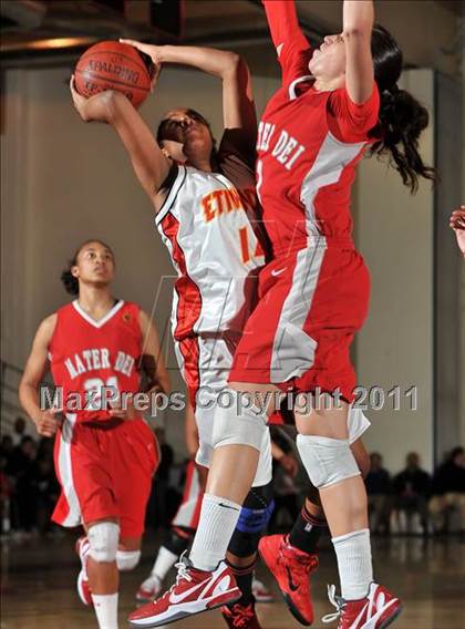 Thumbnail 1 in Mater Dei @ Etiwanda (CIF SS Playoffs) photogallery.