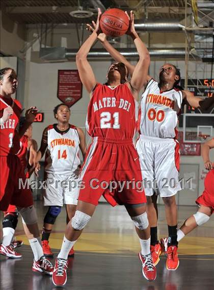 Thumbnail 1 in Mater Dei @ Etiwanda (CIF SS Playoffs) photogallery.