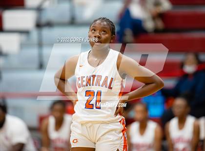 Thumbnail 3 in Jones County vs Central (HypeSouth Hardwood Invitational) photogallery.