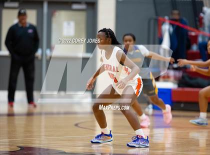 Thumbnail 1 in Jones County vs Central (HypeSouth Hardwood Invitational) photogallery.