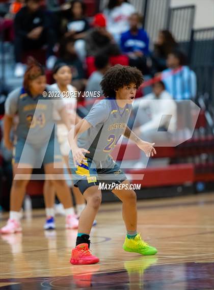 Thumbnail 2 in Jones County vs Central (HypeSouth Hardwood Invitational) photogallery.