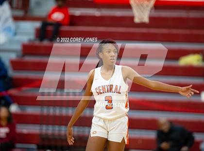 Thumbnail 1 in Jones County vs Central (HypeSouth Hardwood Invitational) photogallery.