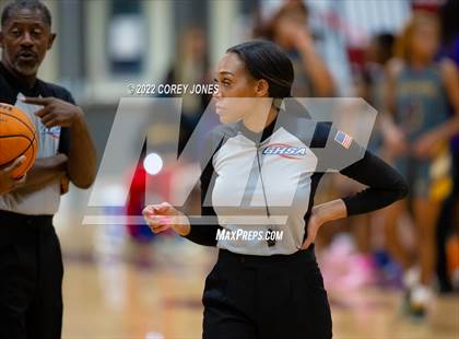 Thumbnail 2 in Jones County vs Central (HypeSouth Hardwood Invitational) photogallery.