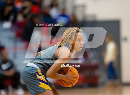 Thumbnail 1 in Jones County vs Central (HypeSouth Hardwood Invitational) photogallery.
