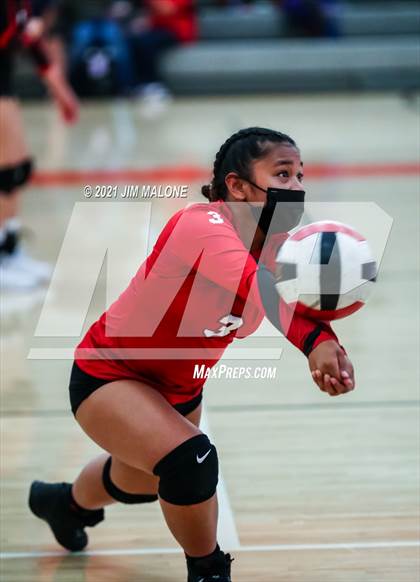 Thumbnail 1 in Arroyo @ Washington photogallery.