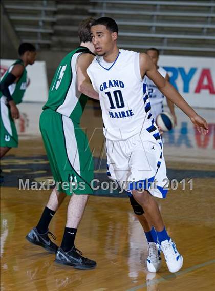 Thumbnail 3 in Arlington @ Grand Prairie (Avery Winter Heat Showcase) photogallery.